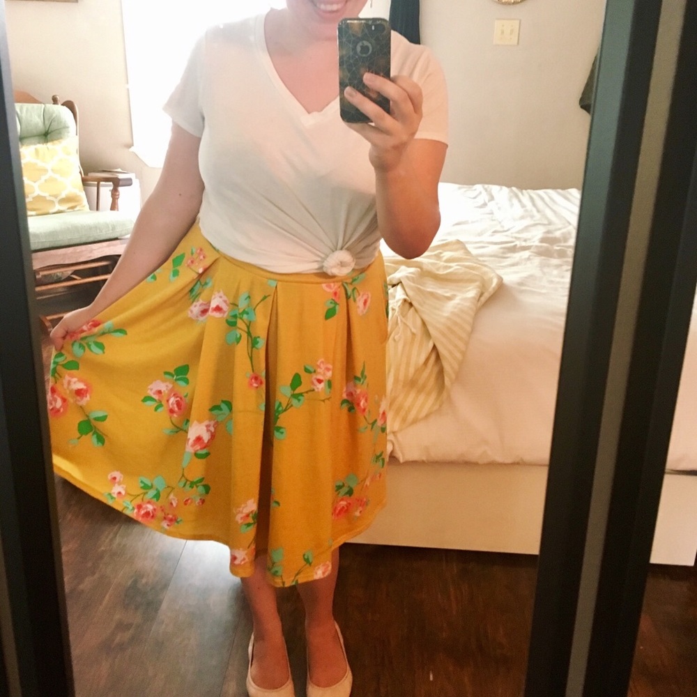 Yellow Floral Madison Skirt L